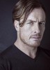 photo Toby Stephens